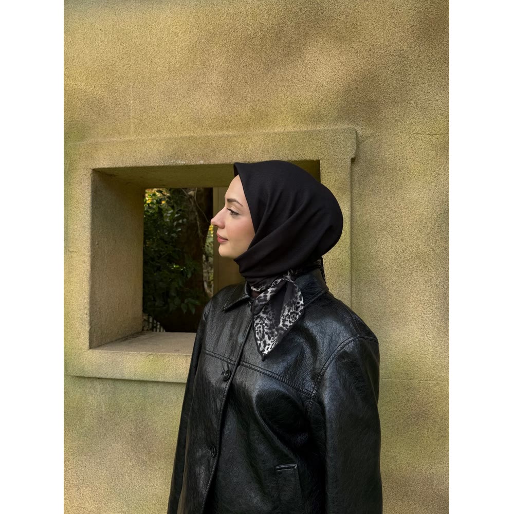 SİYAH-BEYAZ EŞARP 12