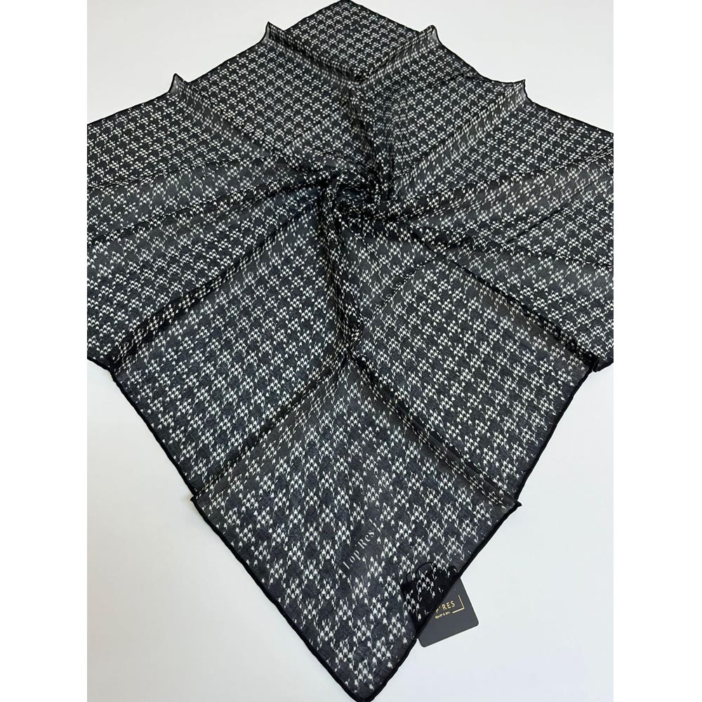 SİYAH-BEYAZ EŞARP 2